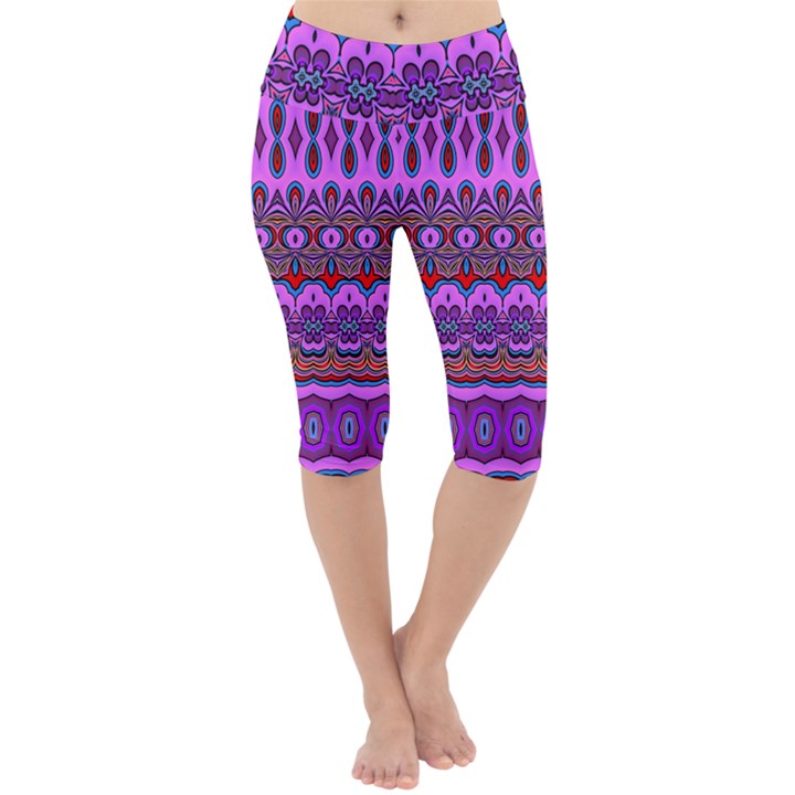 Boho Magenta Pattern Lightweight Velour Cropped Yoga Leggings