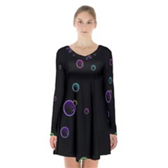 Bubble Show Long Sleeve Velvet V-neck Dress by Sabelacarlos