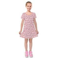 Squid Chef Pattern Kids  Short Sleeve Velvet Dress by sifis