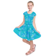 Aqua Blue Floral Print Kids  Short Sleeve Dress by SpinnyChairDesigns