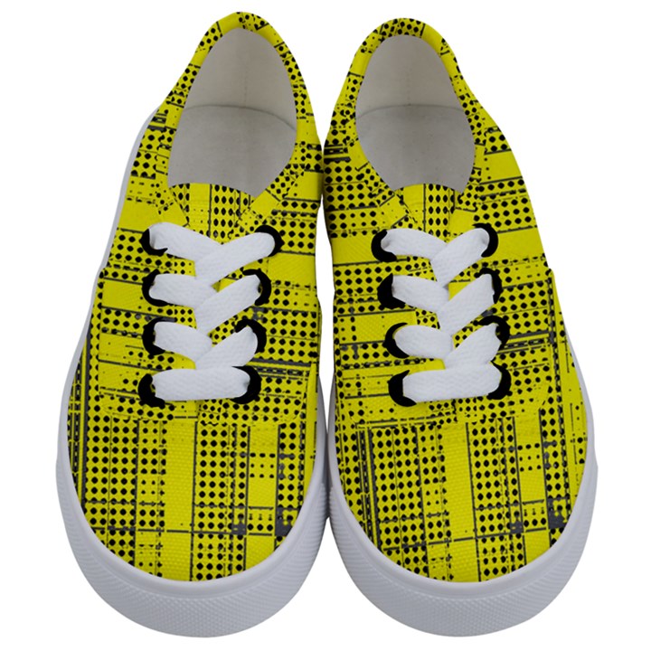 Black Yellow Punk Plaid Kids  Classic Low Top Sneakers