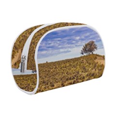 Patagonia Landscape Scene, Santa Cruz - Argentina Makeup Case (small) by dflcprintsclothing