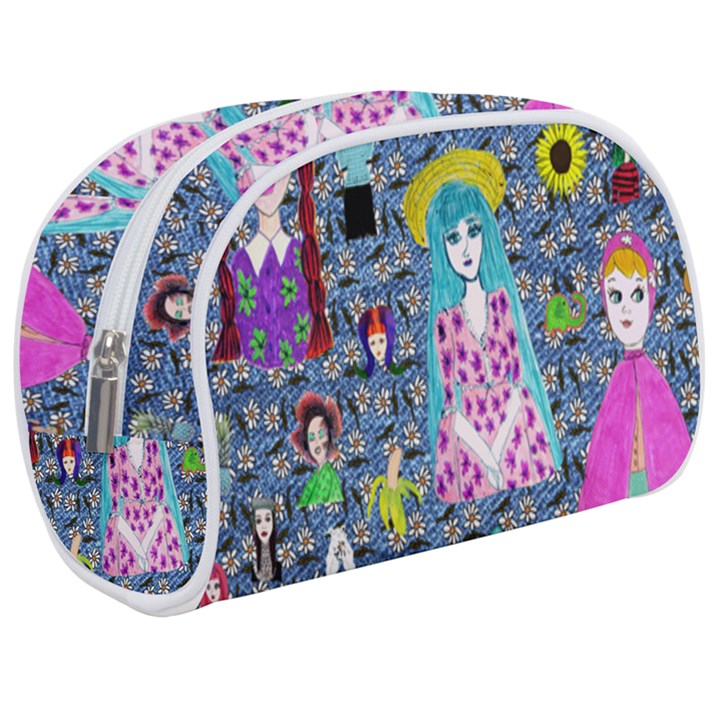 Blue Denim And Drawings Daisies Makeup Case (Medium)