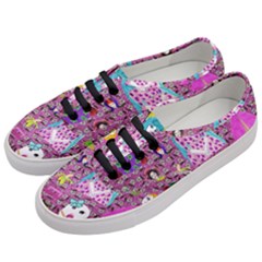 Blue Denim And Drawings Daisies Pink Women s Classic Low Top Sneakers by snowwhitegirl