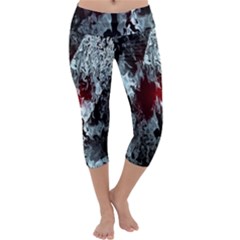 Flamelet Capri Yoga Leggings by Sparkle