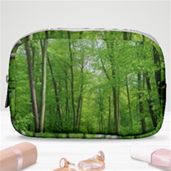 In The Forest The Fullness Of Spring, Green, Make Up Pouch (small)