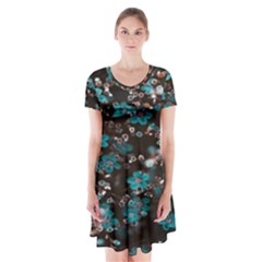 Realflowers Short Sleeve V-neck Flare Dress by Sparkle