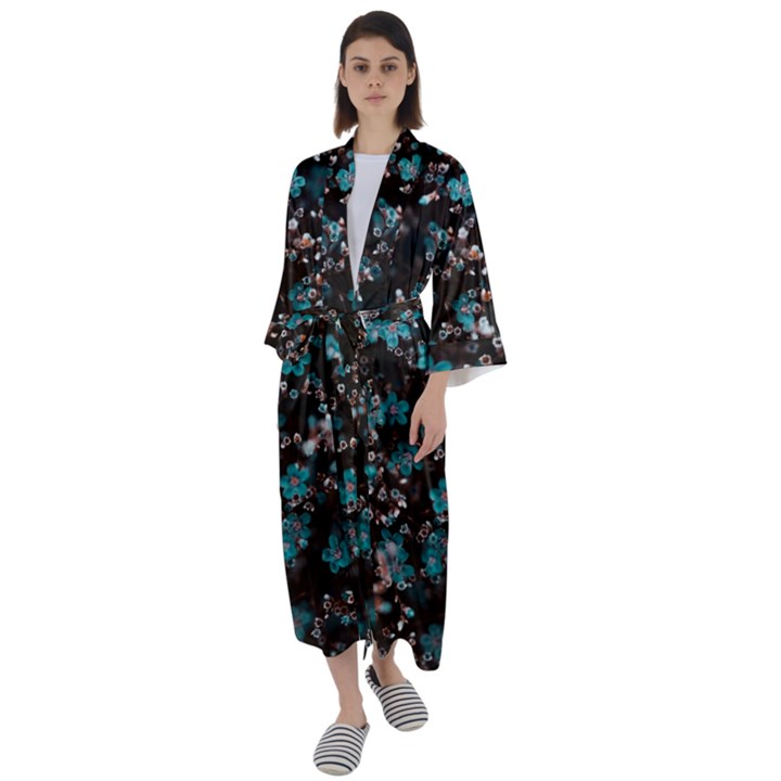 Realflowers Maxi Satin Kimono