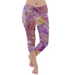 Marbling Abstract Layers Lightweight Velour Capri Yoga Leggings