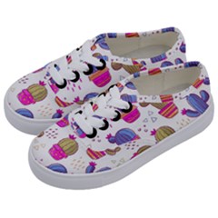 Cactus Love 4 Kids  Classic Low Top Sneakers by designsbymallika