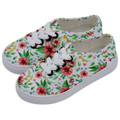 Beautiful Orange Flowers Kids  Classic Low Top Sneakers by designsbymallika