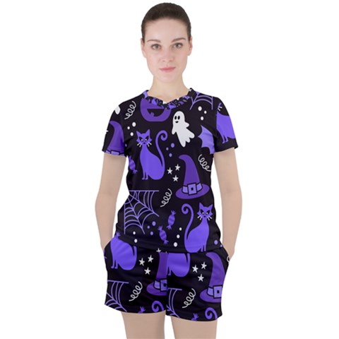 Halloween Party Seamless Repeat Pattern  Women s Tee And Shorts Set by KentuckyClothing