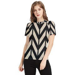 Chevrons Beige/noir Women s Short Sleeve Rash Guard by kcreatif