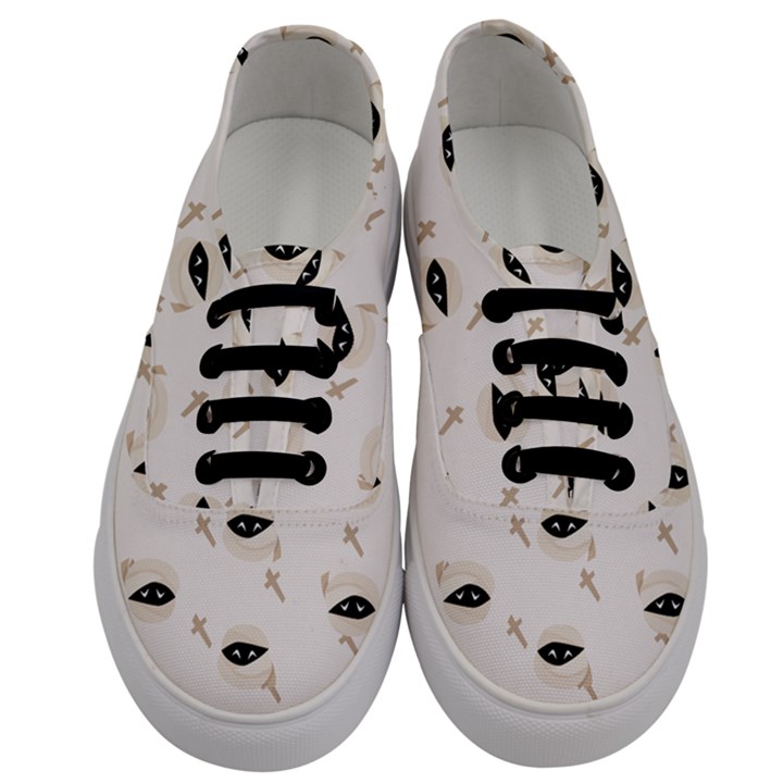 Halloween Mummies Seamless Repeat Pattern Men s Classic Low Top Sneakers