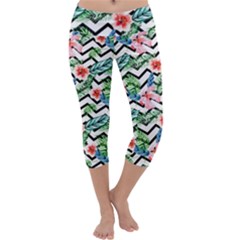 Zigzag Flowers Pattern Capri Yoga Leggings by goljakoff