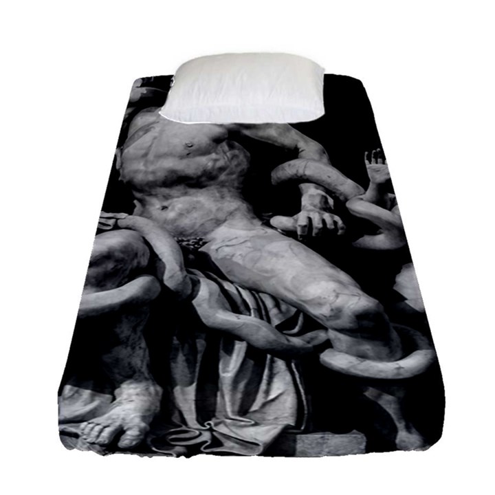 Laocoon Sculpture Over Black Fitted Sheet (Single Size)