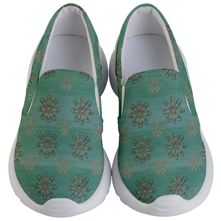 Beautiful Flowers Of Wood In The Starry Night Kids Lightweight Slip Ons