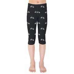 Black And White Boxing Motif Pattern Kids  Capri Leggings 