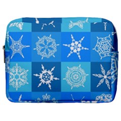 Snowflakes Make Up Pouch (large) by Sobalvarro