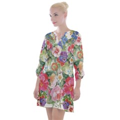 Beautiful Flowers Open Neck Shift Dress