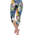 Flowers Capri Yoga Leggings View4