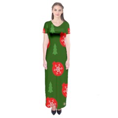 Christmas 001 Short Sleeve Maxi Dress