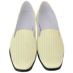 Creamy Yellow & Black - Women s Classic Loafer Heels by FashionLane