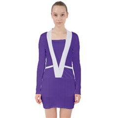 Spanish Violet & White - V-neck Bodycon Long Sleeve Dress by FashionLane