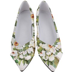 White Flowers Women s Bow Heels by goljakoff