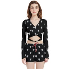 Man Head Caricature Drawing Pattern Velvet Wrap Crop Top And Shorts Set