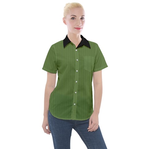 Crocodile Green - Women s Short Sleeve Pocket Shirt by FashionLane