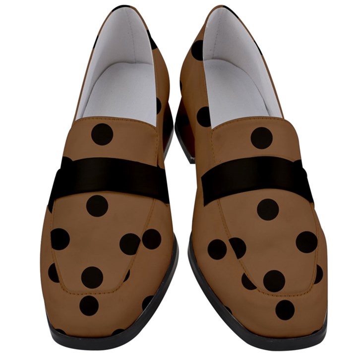 Large Black Polka Dots On Brown Bear - Women s Chunky Heel Loafers