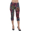 Seamless Color Design Lightweight Velour Capri Leggings  View1