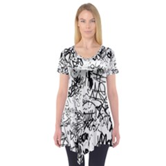 Black And White Graffiti Abstract Collage Short Sleeve Tunic 