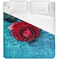 Red Roses In Water Duvet Cover (king Size)