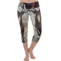 King of the forest - by LaRenard Capri Yoga Leggings View1