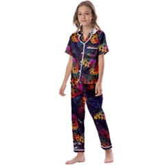 Butterfly Floral Pattern Kids  Satin Short Sleeve Pajamas Set by ArtsyWishy