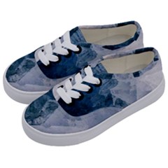 Blue Waves Kids  Classic Low Top Sneakers by goljakoff