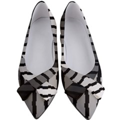 Nine Bar Monochrome Fade Squared Pulled Women s Bow Heels by WetdryvacsLair