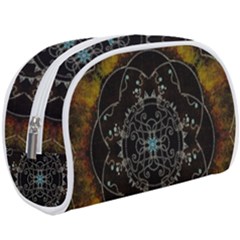 Mandala - 0005 - The Pressing Make Up Case (large) by WetdryvacsLair