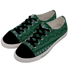 Christmas Knit Digital Men s Low Top Canvas Sneakers