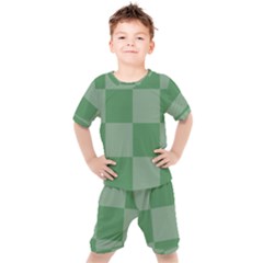 Green Gingham Check Squares Pattern Kids  Tee And Shorts Set by yoursparklingshop