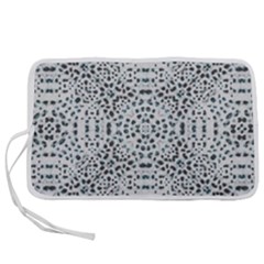 Dots Motif Geometric Print Design Pen Storage Case (l) by dflcprintsclothing