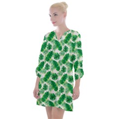 Tropical Leaf Pattern Open Neck Shift Dress