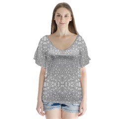 Modern Ornate Geometric Silver Pattern V-neck Flutter Sleeve Top