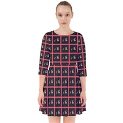 Grill Blocks Smock Dress by Sparkle