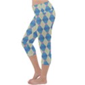 Pattern Texture Chevron Lightweight Velour Capri Yoga Leggings View2