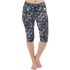 Interlace Black And White Pattern Lightweight Velour Cropped Yoga Leggings by dflcprintsclothing