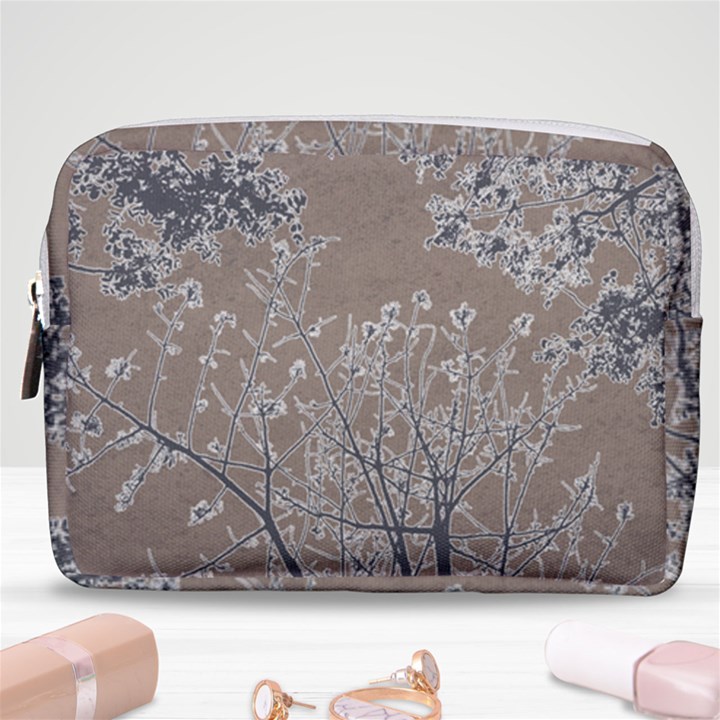 Linear Textured Botanical Motif Design Make Up Pouch (Medium)