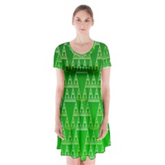 Green Triangles Short Sleeve V-neck Flare Dress